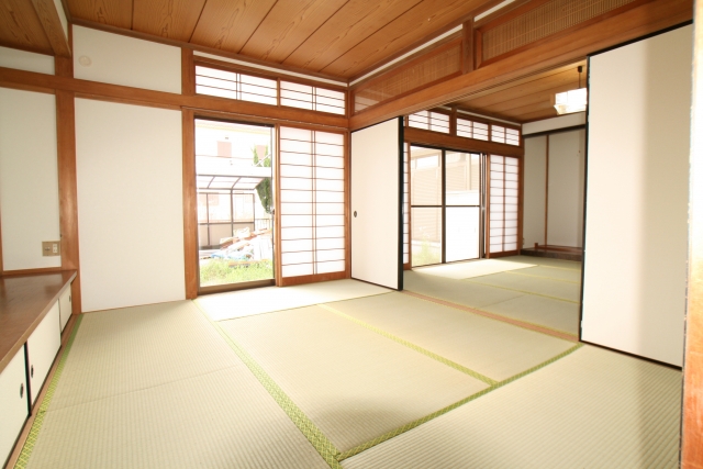 空き家はいくらいで売却できる？相場を調べる方法を旭川の不動産会社が解説